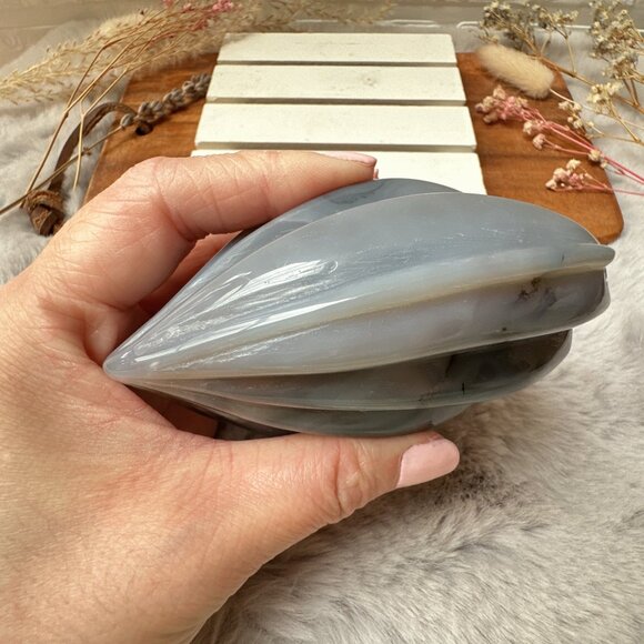 Agate Druzy Seashell Carving - Picture 5 of 7